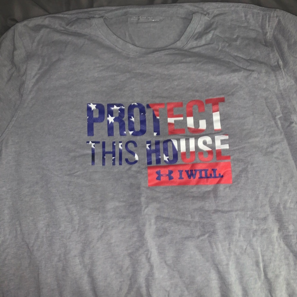 Under armour t shirt